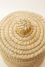 Load image into Gallery viewer, Woven Moroccan Basket with Lid
